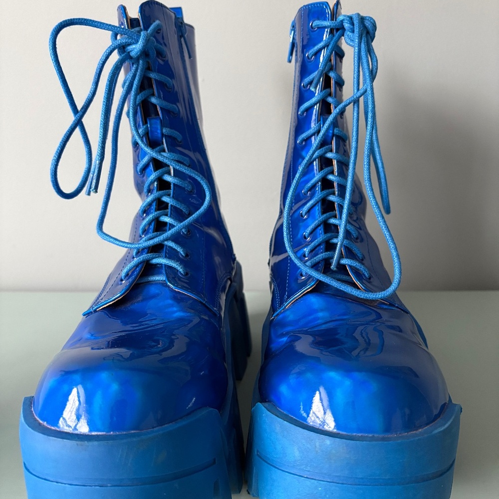 Very Unique Azalea Wang Olympia Blue Boots
